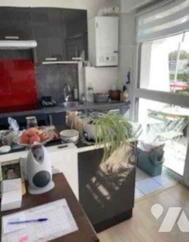 Idéal investisseur. Wattrelos frontière Herseaux, Immeuble de rapport  de 1996 situé à proximit...