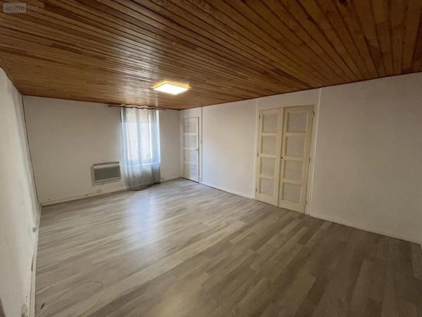 Location - Appartement Villette-sur-Ain 01320 2 pièces 52 m 2