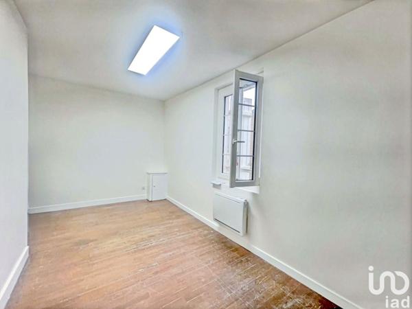 Location local d’activité 70 m² Marines