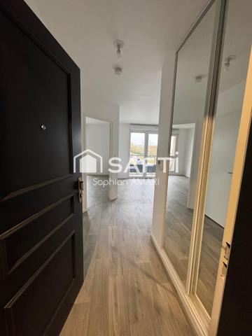 Appartement 2023, balcon et parking inclus