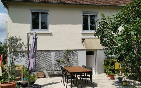 Maison à vendre    4 pièces • 90 m2 Gueux