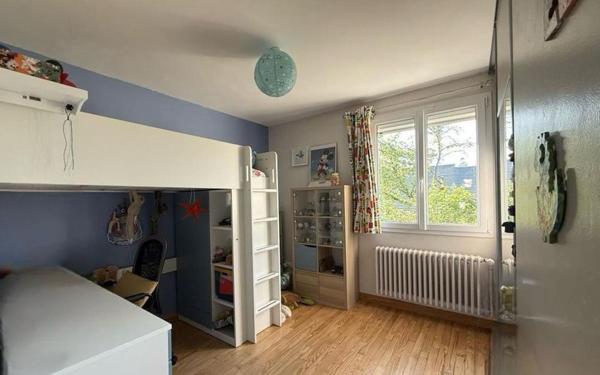 Maison à vendre    4 pièces • 90 m2 Gueux