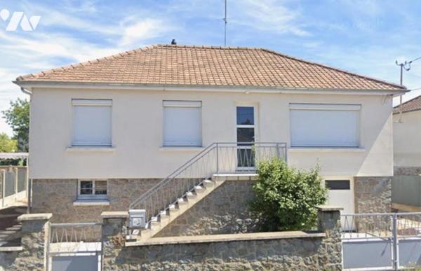 LAVAL, Pavillon sur sous-sol