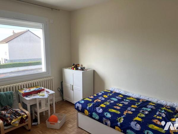 LAVAL, Pavillon sur sous-sol