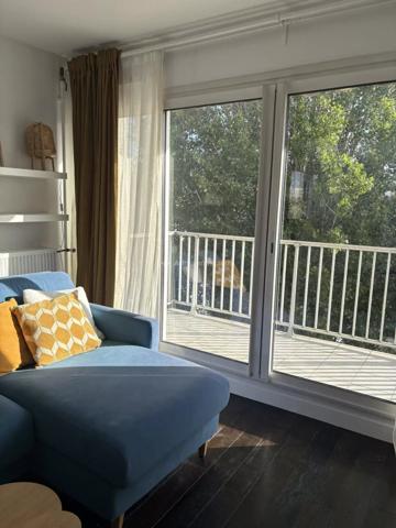 Location                                                      Appartement
                        
                     2 pièces                      48 m2                     à Asnières-sur-Seine