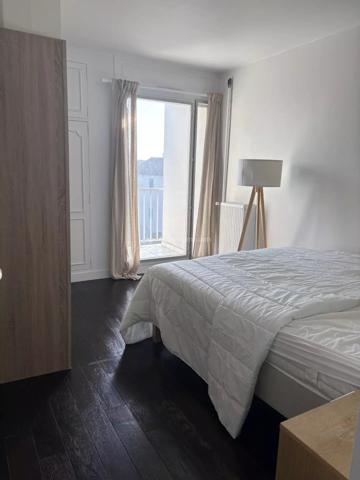 Location                                                      Appartement
                        
                     2 pièces                      48 m2                     à Asnières-sur-Seine