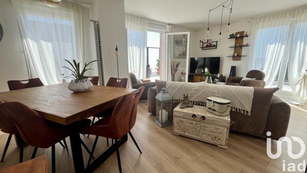 Appartement 4 pièces de 83 m² à Pontault-Combault (77340)