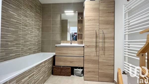 Appartement 4 pièces de 83 m² à Pontault-Combault (77340)