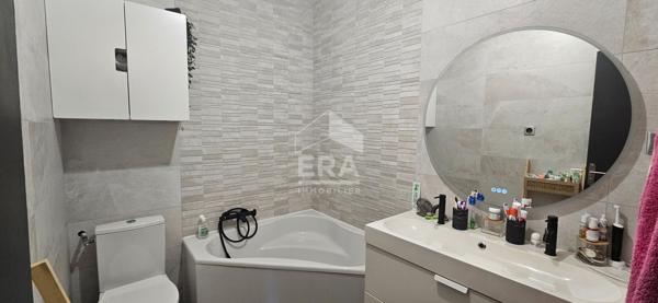 Maison individuelle de plain pied T5 avec 3 chambres piscine et garage
