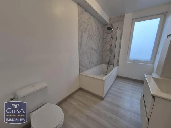 Maison à louer 4 pièces 101.23m² Saint-Amand-les-Eaux (59230)