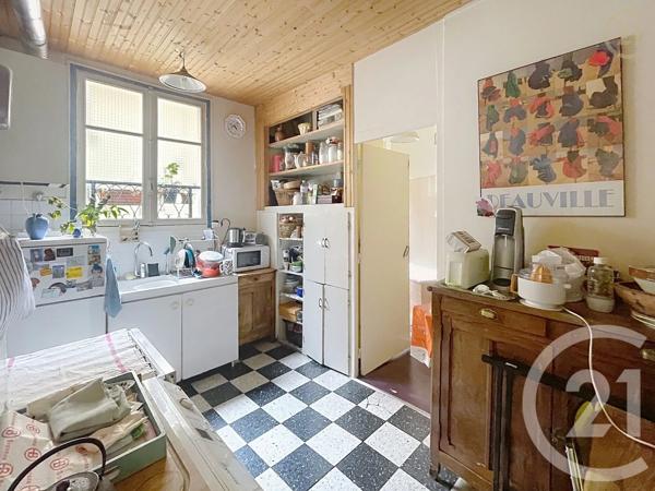 Appartement F4 à vendre  4 pièces - 67,64 m 2   PARIS  - 75009