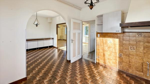 Maison à vendre 7 pièces proche de BERGERAC (24) - terrain de 1940 m2