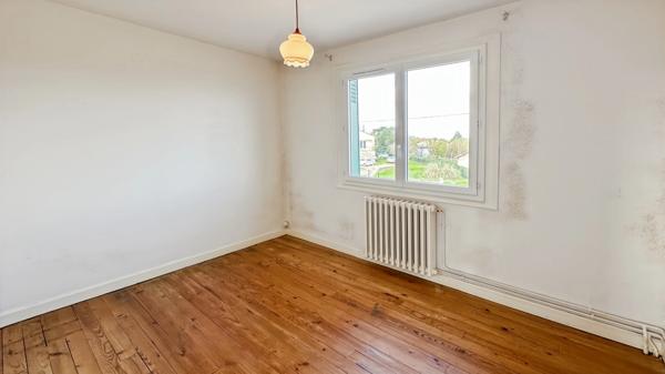 Maison à vendre 7 pièces proche de BERGERAC (24) - terrain de 1940 m2