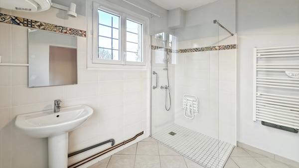 Maison à vendre 7 pièces proche de BERGERAC (24) - terrain de 1940 m2