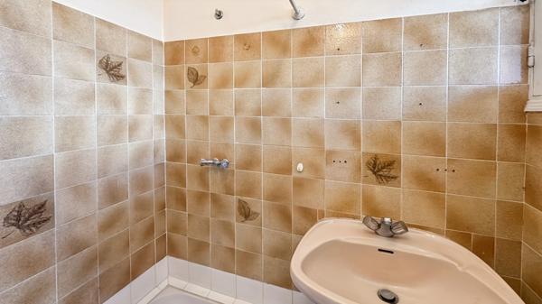 Maison à vendre 7 pièces proche de BERGERAC (24) - terrain de 1940 m2