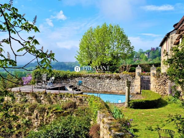 Château Renaissance en position dominante dans un village classé proche de Hautefort, BRIVE LA GAILLARDE