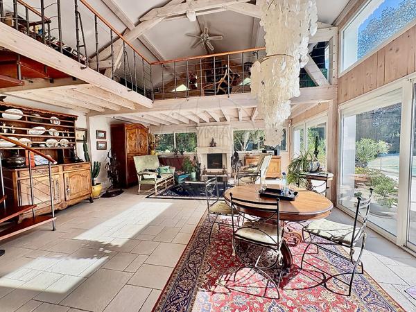 Maison 4 chambre(s) à vendre - Saint-Palais-sur-Mer, Charente-Maritime - 17