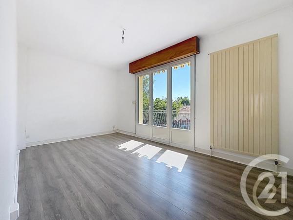 Maison à vendre  5 pièces - 113,16 m 2   ST MAMMES  - 77