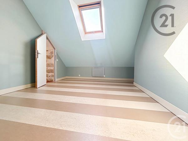 Appartement 5 Pieces à vendre  5 pièces - 108,72 m 2   FONTAINEBLEAU  - 77