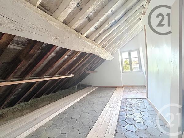 Appartement 5 Pieces à vendre  5 pièces - 108,72 m 2   FONTAINEBLEAU  - 77