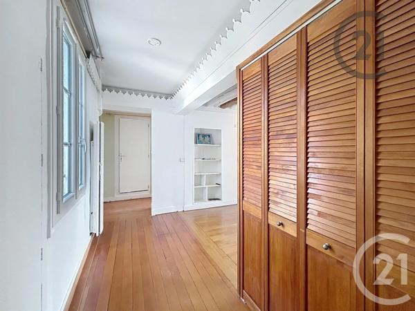 Appartement 5 Pieces à vendre  5 pièces - 108,72 m 2   FONTAINEBLEAU  - 77