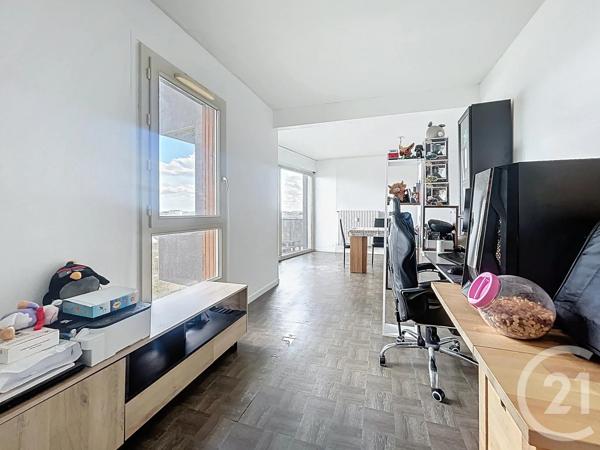 Appartement F4 à vendre  4 pièces - 82,17 m 2   LE MEE SUR SEINE  - 77