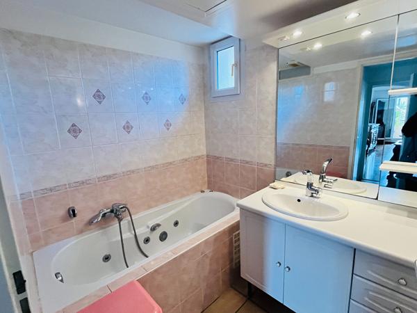Appartement Puyricard 4 pièce(s) 91.18 m2