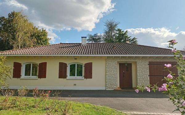 Maison à vendre    6 pièces •  Angoulême