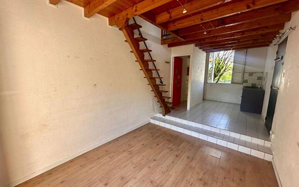 Appartement à vendre    2 pièces • 45 m2 Talence