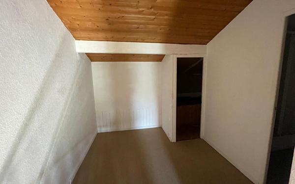 Appartement à vendre    2 pièces • 45 m2 Talence