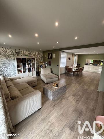 Location appartement 6 pièces 130 m² Massy