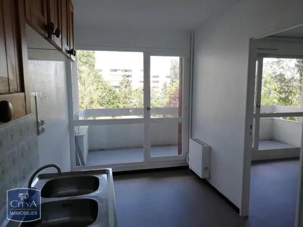 Appartement à louer 3 pièces 72.65m² Orléans (45000)