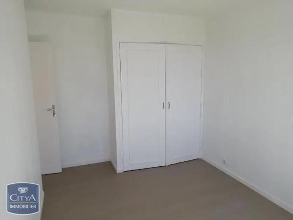 Appartement à louer 3 pièces 72.65m² Orléans (45000)