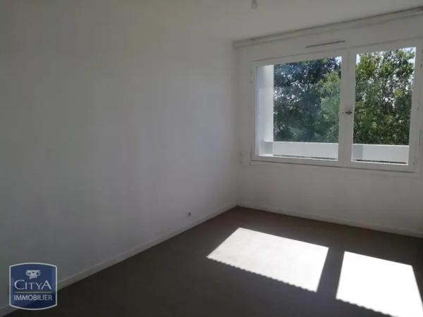 Appartement à louer 3 pièces 72.65m² Orléans (45000)
