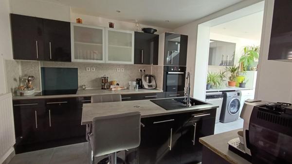 Maison  5 pièce(s) 90 m2