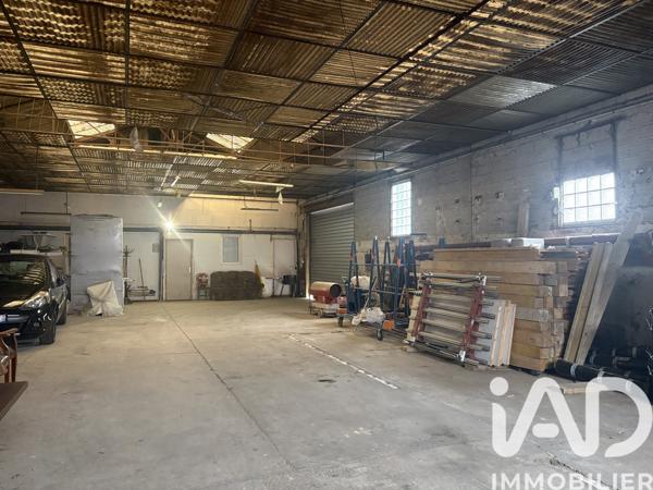 Immeuble à vendre 250 m² Juilly