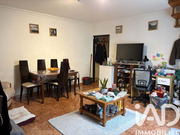 Immeuble à vendre 250 m² Juilly