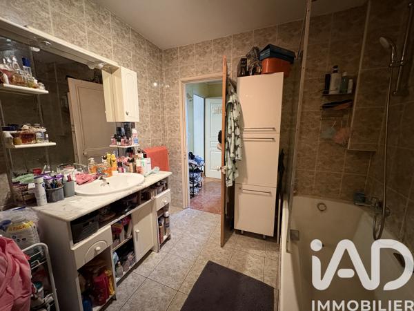 Immeuble à vendre 250 m² Juilly
