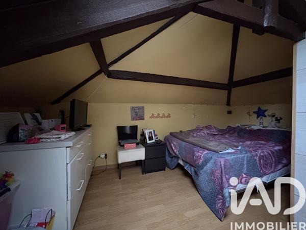 Immeuble à vendre 250 m² Juilly