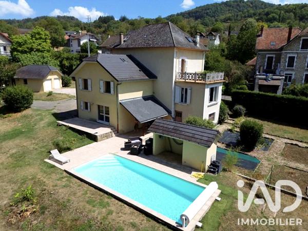 Maison à vendre 10 pièces 249 m² La Bridoire