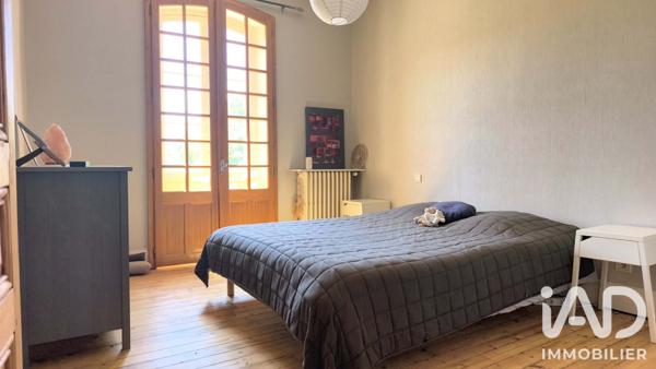 Maison à vendre 10 pièces 249 m² La Bridoire