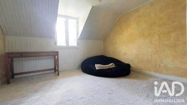 Maison à vendre 10 pièces 249 m² La Bridoire