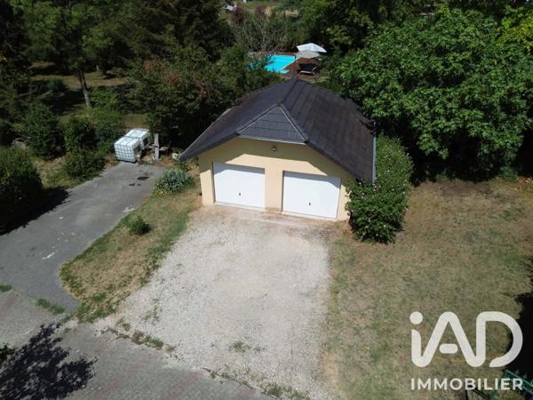 Maison à vendre 10 pièces 249 m² La Bridoire
