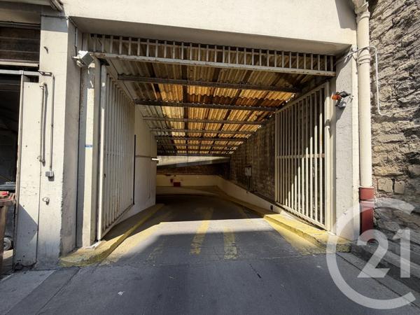 Parking à vendre  9,30 m 2   MONTROUGE  - 92