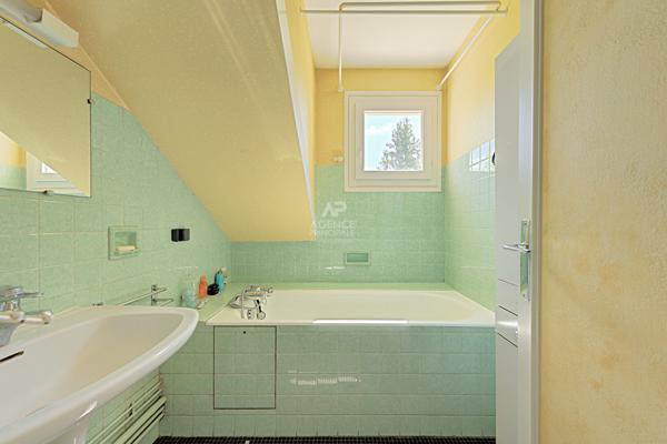 Maison à vendre à Saint-Germain-en-Laye - Sous-préfecture 927 000 € **  - Référence  18544