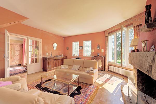 Maison à vendre à Saint-Germain-en-Laye - Sous-préfecture 927 000 € **  - Référence  18544