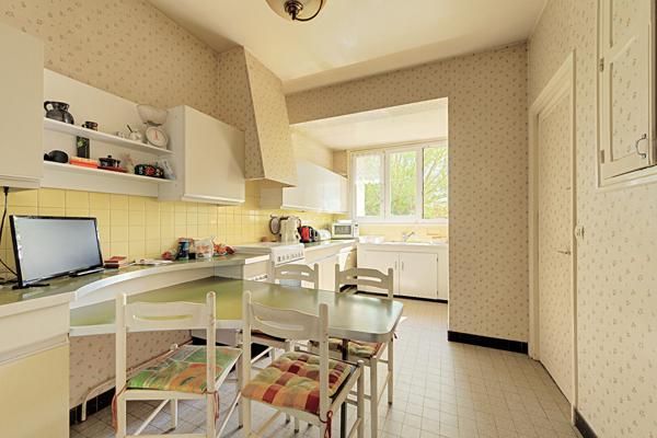 Maison à vendre à Saint-Germain-en-Laye - Sous-préfecture 927 000 € **  - Référence  18544
