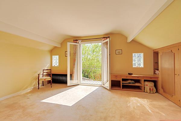 Maison à vendre à Saint-Germain-en-Laye - Sous-préfecture 927 000 € **  - Référence  18544