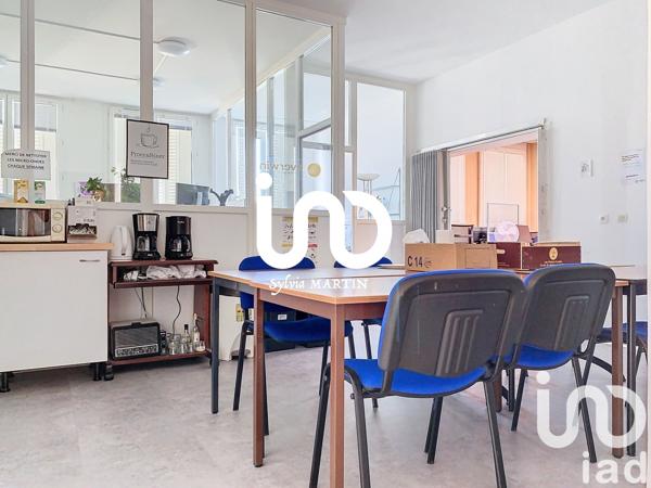 Immeuble à vendre 376 m² Étampes