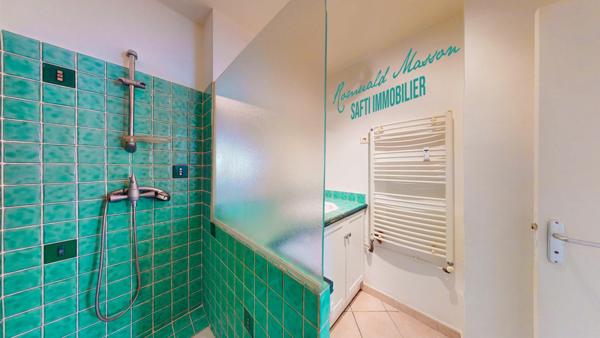 200M des plages, ancien T3 grand T2